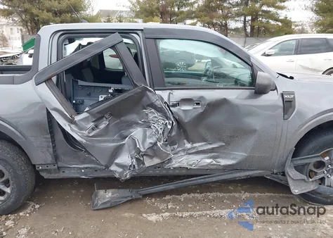 2022 Ford Maverick Xlt z USA, uszkodzony, nr VIN 3FTTW8E30NRA47629